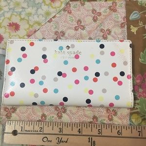 Kate Spade polkadot wallet